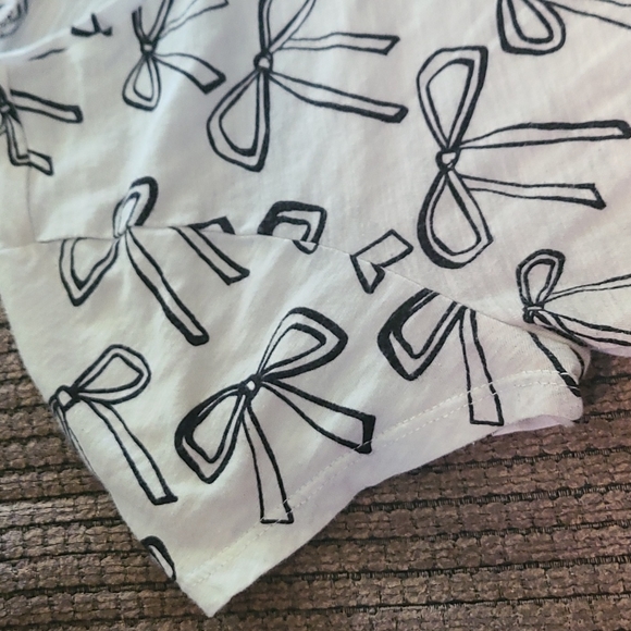 Shirt - Picture 2 of 4